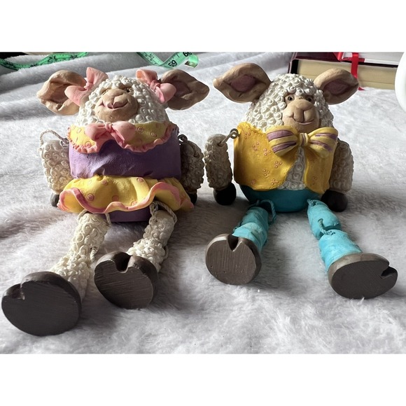 Anthropomorphic Sheep Shelf Sitters Hanging Legs Made Of Resin - Nice For Easter - Picture 6 of 8